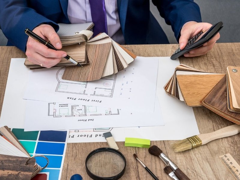 How are engineered and solid hardwood flooring different?