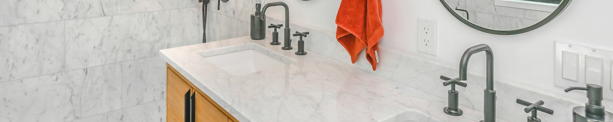 Custom showers services from Taylor Flooring in the Halifax, Sydney, Bridgewater, NS area - stop by our showroom to learn more today!